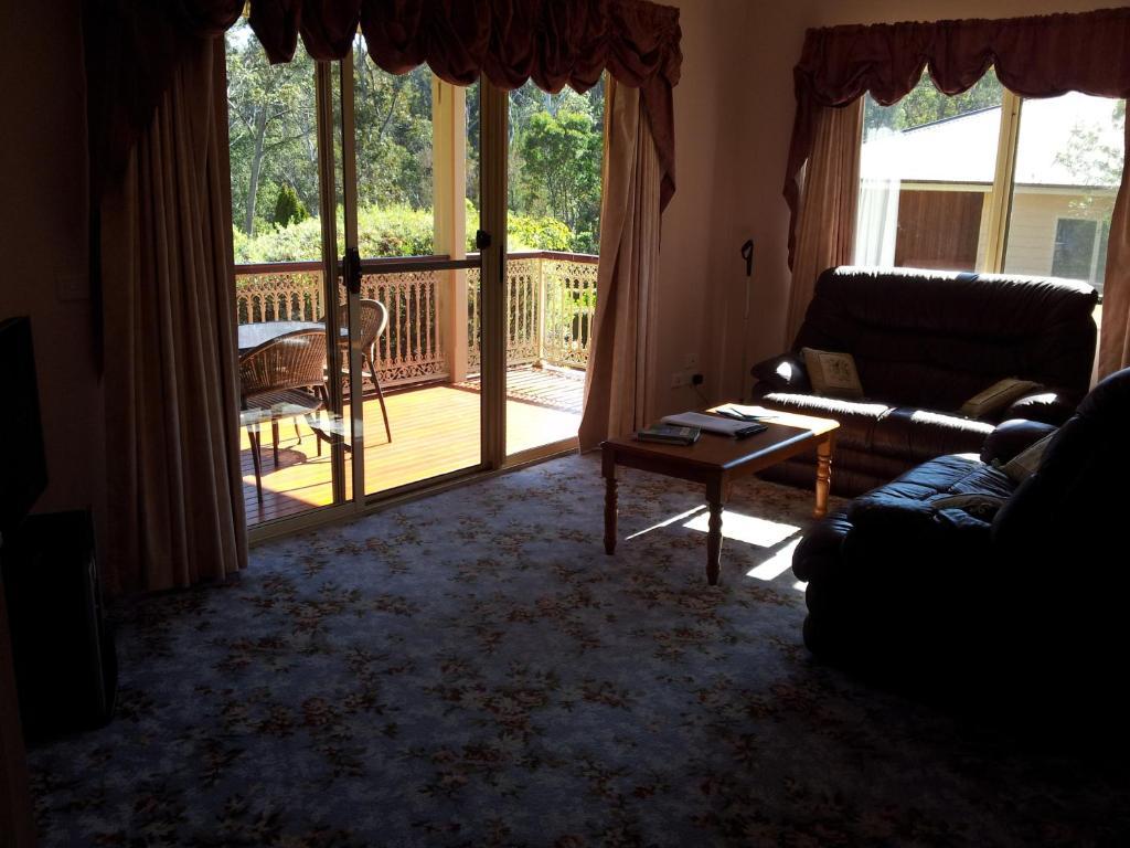 Robyn'S Nest Lakeside Resort Merimbula Bagian luar foto