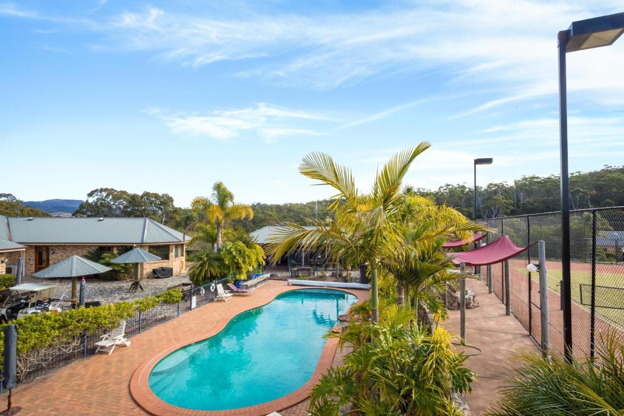 Robyn'S Nest Lakeside Resort Merimbula Bagian luar foto
